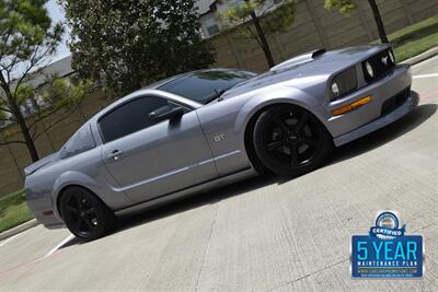 2007 Ford Mustang GT Premium CUSTOM HOOD/EXHAUST/TUNED PREM WHLS   - Photo 34 - Stafford, TX 77477