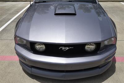 2007 Ford Mustang GT Premium CUSTOM HOOD/EXHAUST/TUNED PREM WHLS   - Photo 13 - Stafford, TX 77477