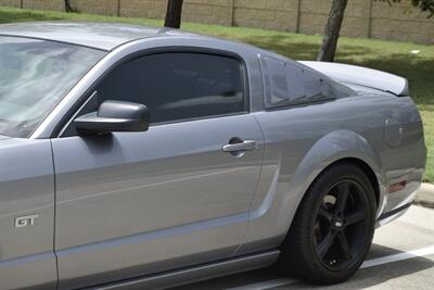 2007 Ford Mustang GT Premium CUSTOM HOOD/EXHAUST/TUNED PREM WHLS   - Photo 10 - Stafford, TX 77477