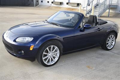 2007 Mazda MX-5 Miata SPORT 5SPD MANUAL 10K ORIGINAL MILES NEW TRADE   - Photo 5 - Stafford, TX 77477