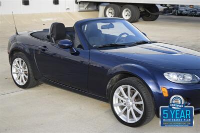 2007 Mazda MX-5 Miata SPORT 5SPD MANUAL 10K ORIGINAL MILES NEW TRADE   - Photo 6 - Stafford, TX 77477