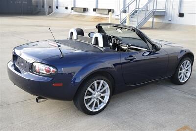 2007 Mazda MX-5 Miata SPORT 5SPD MANUAL 10K ORIGINAL MILES NEW TRADE   - Photo 14 - Stafford, TX 77477