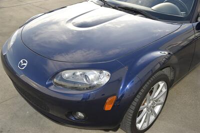 2007 Mazda MX-5 Miata SPORT 5SPD MANUAL 10K ORIGINAL MILES NEW TRADE   - Photo 9 - Stafford, TX 77477