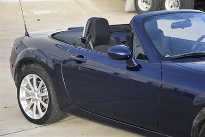 2007 Mazda MX-5 Miata SPORT 5SPD MANUAL 10K ORIGINAL MILES NEW TRADE   - Photo 8 - Stafford, TX 77477