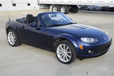 2007 Mazda MX-5 Miata SPORT 5SPD MANUAL 10K ORIGINAL MILES NEW TRADE   - Photo 4 - Stafford, TX 77477