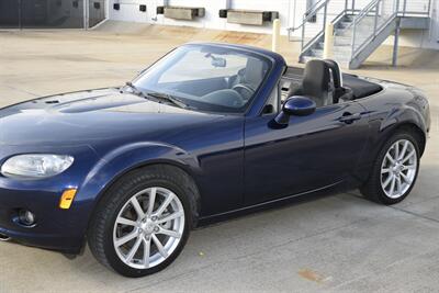 2007 Mazda MX-5 Miata SPORT 5SPD MANUAL 10K ORIGINAL MILES NEW TRADE   - Photo 7 - Stafford, TX 77477