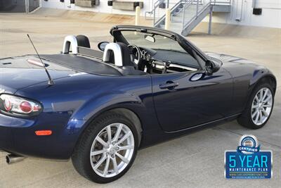 2007 Mazda MX-5 Miata SPORT 5SPD MANUAL 10K ORIGINAL MILES NEW TRADE   - Photo 16 - Stafford, TX 77477