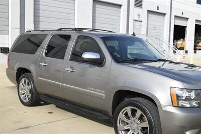 2012 Chevrolet Suburban LTZ LTHR NAV BK/CAM TV/DVD S/ROOF HTD STS NICE   - Photo 5 - Stafford, TX 77477