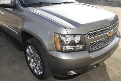 2012 Chevrolet Suburban LTZ LTHR NAV BK/CAM TV/DVD S/ROOF HTD STS NICE   - Photo 10 - Stafford, TX 77477