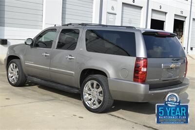 2012 Chevrolet Suburban LTZ LTHR NAV BK/CAM TV/DVD S/ROOF HTD STS NICE   - Photo 12 - Stafford, TX 77477