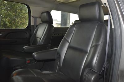 2012 Chevrolet Suburban LTZ LTHR NAV BK/CAM TV/DVD S/ROOF HTD STS NICE   - Photo 39 - Stafford, TX 77477