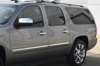 2012 Chevrolet Suburban LTZ LTHR NAV BK/CAM TV/DVD S/ROOF HTD STS NICE   - Photo 8 - Stafford, TX 77477