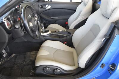 2011 Nissan 370Z CONVERTIBLE AUTOMATIC BEAUTIFUL COLOR COMBO CLEAN   - Photo 26 - Stafford, TX 77477