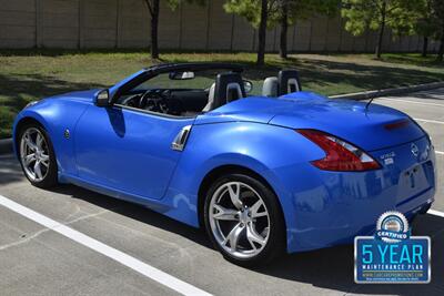 2011 Nissan 370Z CONVERTIBLE AUTOMATIC BEAUTIFUL COLOR COMBO CLEAN   - Photo 16 - Stafford, TX 77477