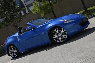 2011 Nissan 370Z CONVERTIBLE AUTOMATIC BEAUTIFUL COLOR COMBO CLEAN   - Photo 22 - Stafford, TX 77477