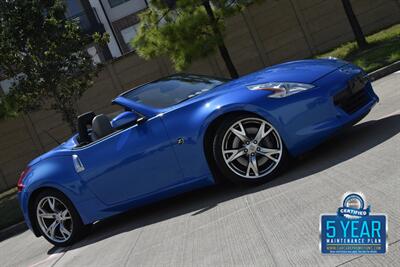 2011 Nissan 370Z CONVERTIBLE AUTOMATIC BEAUTIFUL COLOR COMBO CLEAN   - Photo 22 - Stafford, TX 77477