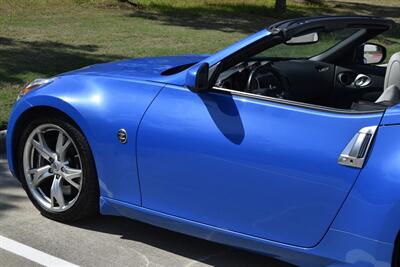 2011 Nissan 370Z CONVERTIBLE AUTOMATIC BEAUTIFUL COLOR COMBO CLEAN   - Photo 20 - Stafford, TX 77477