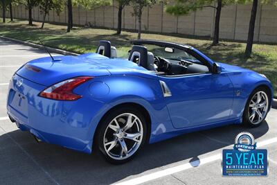 2011 Nissan 370Z CONVERTIBLE AUTOMATIC BEAUTIFUL COLOR COMBO CLEAN   - Photo 17 - Stafford, TX 77477