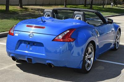 2011 Nissan 370Z CONVERTIBLE AUTOMATIC BEAUTIFUL COLOR COMBO CLEAN   - Photo 15 - Stafford, TX 77477