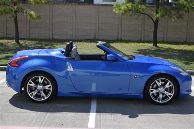 2011 Nissan 370Z CONVERTIBLE AUTOMATIC BEAUTIFUL COLOR COMBO CLEAN   - Photo 14 - Stafford, TX 77477