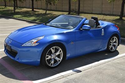 2011 Nissan 370Z CONVERTIBLE AUTOMATIC BEAUTIFUL COLOR COMBO CLEAN   - Photo 6 - Stafford, TX 77477