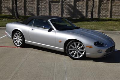 2005 Jaguar XK8 CONVERTIBLE GREAT CONDITION FRESH TRADE LADY OWNED   - Photo 20 - Stafford, TX 77477