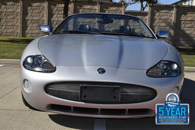 2005 Jaguar XK8 CONVERTIBLE GREAT CONDITION FRESH TRADE LADY OWNED   - Photo 4 - Stafford, TX 77477