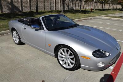 2005 Jaguar XK8 CONVERTIBLE GREAT CONDITION FRESH TRADE LADY OWNED   - Photo 5 - Stafford, TX 77477