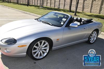 2005 Jaguar XK8 CONVERTIBLE GREAT CONDITION FRESH TRADE LADY OWNED   - Photo 8 - Stafford, TX 77477