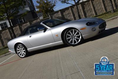2005 Jaguar XK8 CONVERTIBLE GREAT CONDITION FRESH TRADE LADY OWNED   - Photo 35 - Stafford, TX 77477