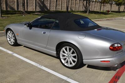 2005 Jaguar XK8 CONVERTIBLE GREAT CONDITION FRESH TRADE LADY OWNED   - Photo 16 - Stafford, TX 77477