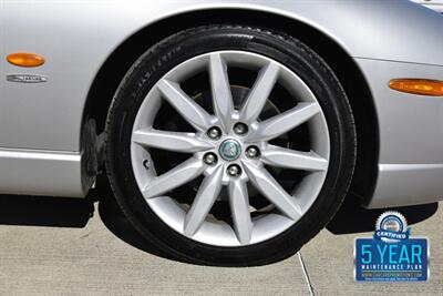 2005 Jaguar XK8 CONVERTIBLE GREAT CONDITION FRESH TRADE LADY OWNED   - Photo 33 - Stafford, TX 77477