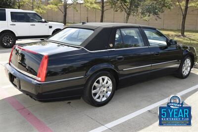 2010 Cadillac DTS LUXURY CARRIAGE TOP 39K ORIG MILES FRESH TRADE IN   - Photo 17 - Stafford, TX 77477