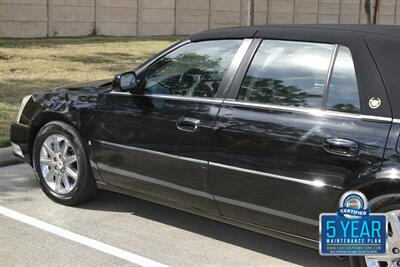 2010 Cadillac DTS LUXURY CARRIAGE TOP 39K ORIG MILES FRESH TRADE IN   - Photo 20 - Stafford, TX 77477