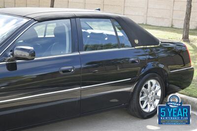 2010 Cadillac DTS LUXURY CARRIAGE TOP 39K ORIG MILES FRESH TRADE IN   - Photo 9 - Stafford, TX 77477