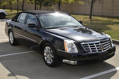 2010 Cadillac DTS LUXURY CARRIAGE TOP 39K ORIG MILES FRESH TRADE IN   - Photo 13 - Stafford, TX 77477