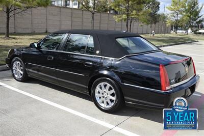 2010 Cadillac DTS LUXURY CARRIAGE TOP 39K ORIG MILES FRESH TRADE IN   - Photo 16 - Stafford, TX 77477