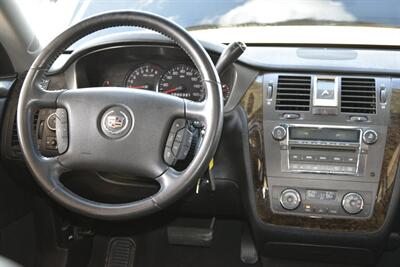 2010 Cadillac DTS LUXURY CARRIAGE TOP 39K ORIG MILES FRESH TRADE IN   - Photo 27 - Stafford, TX 77477