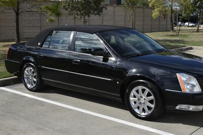 2010 Cadillac DTS LUXURY CARRIAGE TOP 39K ORIG MILES FRESH TRADE IN   - Photo 6 - Stafford, TX 77477