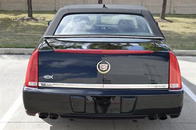 2010 Cadillac DTS LUXURY CARRIAGE TOP 39K ORIG MILES FRESH TRADE IN   - Photo 22 - Stafford, TX 77477