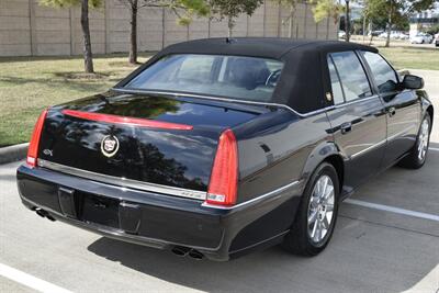 2010 Cadillac DTS LUXURY CARRIAGE TOP 39K ORIG MILES FRESH TRADE IN   - Photo 15 - Stafford, TX 77477