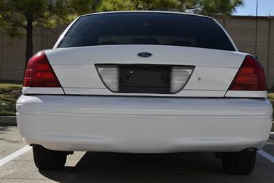 2005 Ford Crown Victoria POLICE INTERCEPTOR 67K ORIG MILES NEW TRADE CLEAN   - Photo 23 - Stafford, TX 77477