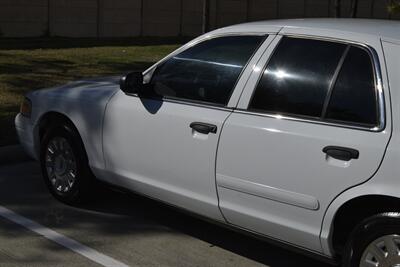 2005 Ford Crown Victoria POLICE INTERCEPTOR 67K ORIG MILES NEW TRADE CLEAN   - Photo 20 - Stafford, TX 77477