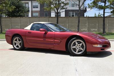 2004 Chevrolet Corvette CONVERTIBLE AUTOMATIC BEST COLOR COMBO 35K MILES   - Photo 2 - Stafford, TX 77477