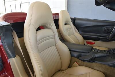 2004 Chevrolet Corvette CONVERTIBLE AUTOMATIC BEST COLOR COMBO 35K MILES   - Photo 30 - Stafford, TX 77477