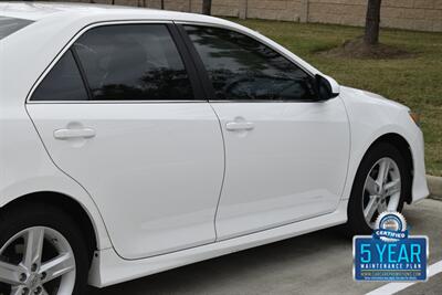 2012 Toyota Camry SE 71K LOW MILES NEW CAR TRADE IN CLEAN   - Photo 21 - Stafford, TX 77477