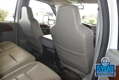 2005 Ford F-550 CREW 6.0L DIESEL 4X4 DUALLY FLATBED TRUCK 67K MILE   - Photo 32 - Stafford, TX 77477
