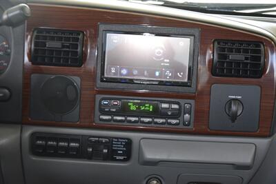 2005 Ford F-550 CREW 6.0L DIESEL 4X4 DUALLY FLATBED TRUCK 67K MILE   - Photo 27 - Stafford, TX 77477