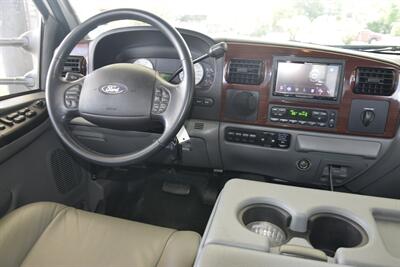 2005 Ford F-550 CREW 6.0L DIESEL 4X4 DUALLY FLATBED TRUCK 67K MILE   - Photo 24 - Stafford, TX 77477