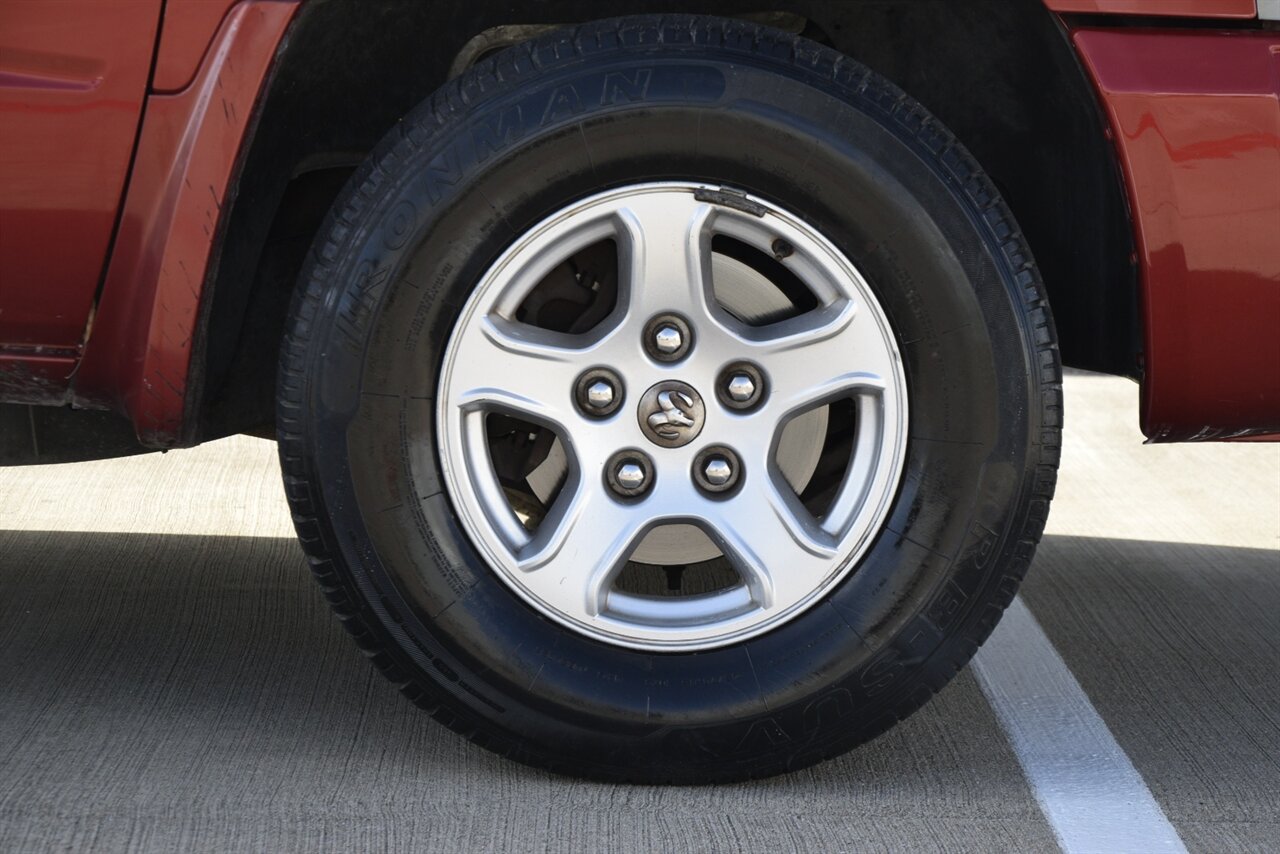 2006 Dodge Dakota SLT photo 30